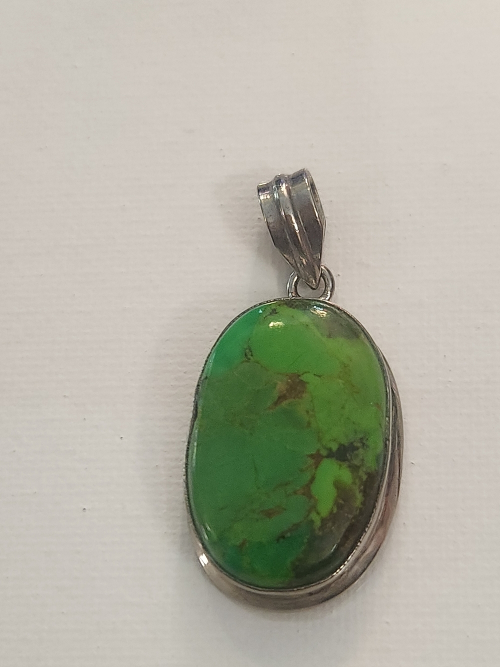 925 Sterling Silver Green Turquoise Oval Bezel Set Charm Pendant